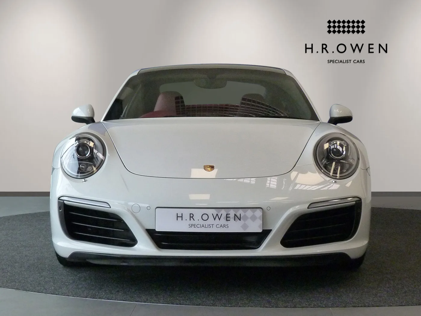 2016 Porsche 911 Carrera offered by a franchised dealer group in Cheltenham, United Kingdom, photo 8 of 25
