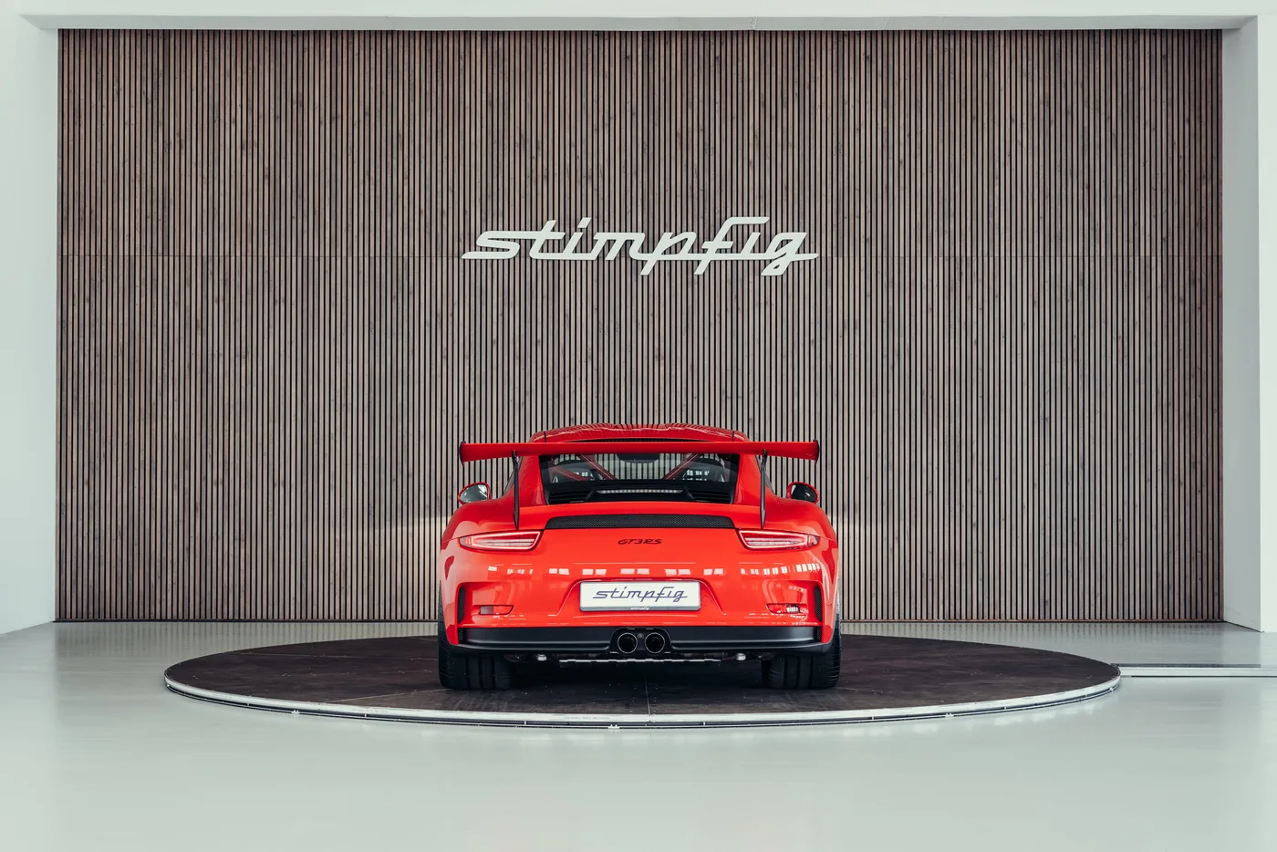 2016 Porsche 911 GT3 RS angeboten von einem Oldtimerspezialisten in Stuttgart, Deutschland, Foto 4 von 25