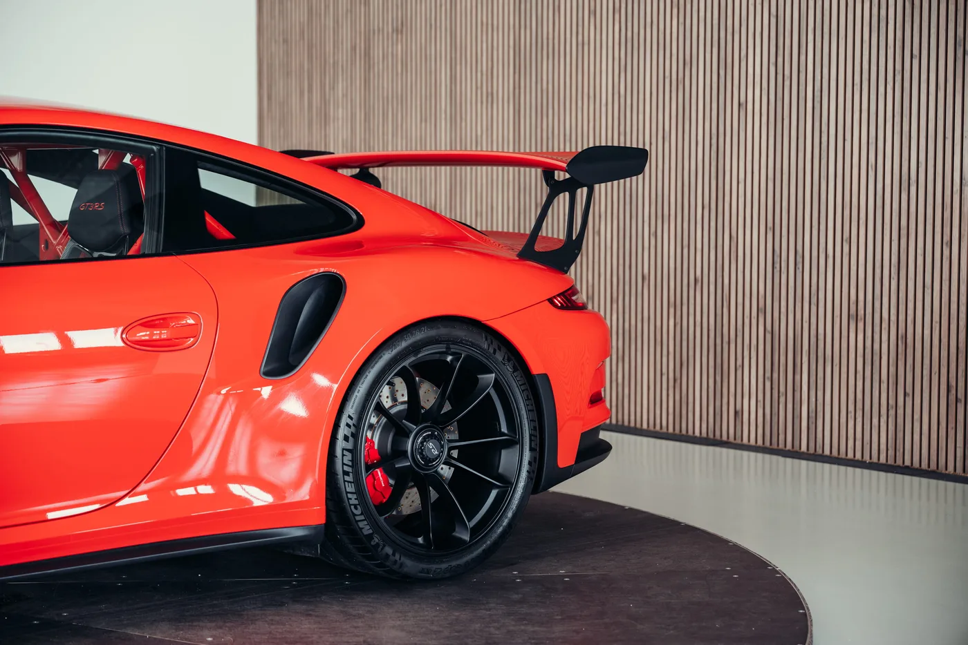 2016 Porsche 911 GT3 RS angeboten von einem Oldtimerspezialisten in Stuttgart, Deutschland, Foto 13 von 25