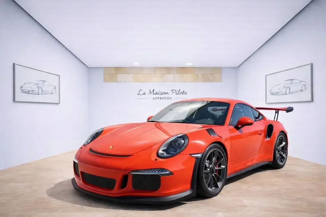 2016 Porsche 911 GT3 RS offered by a specialist dealer in Paris, France, main photo
