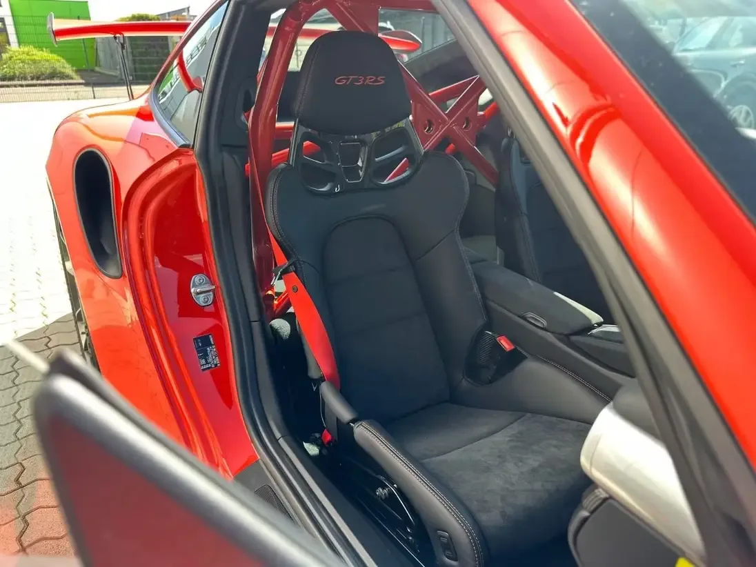 2016 Porsche 911 GT3 RS, 4/11