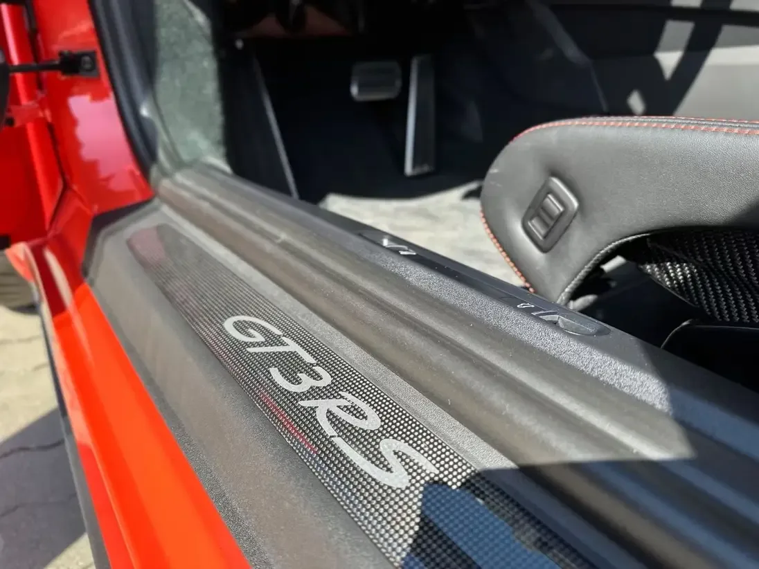 2016 Porsche 911 GT3 RS, 5/11