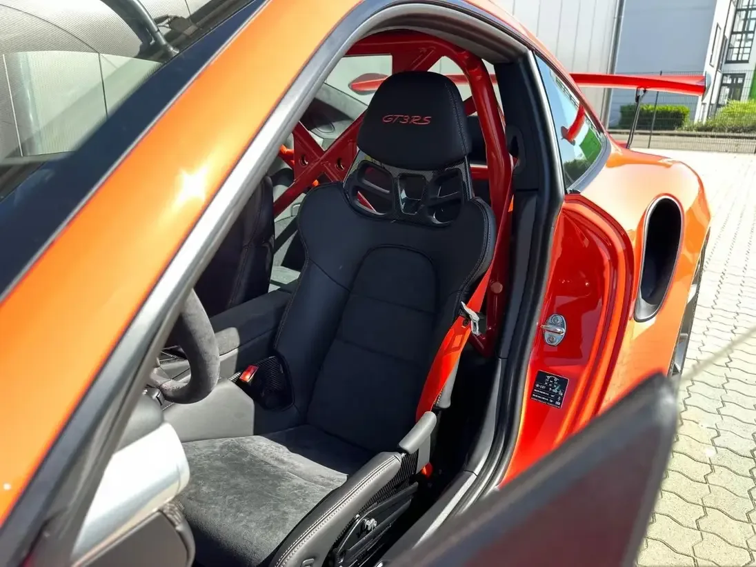 2016 Porsche 911 GT3 RS, 7/11