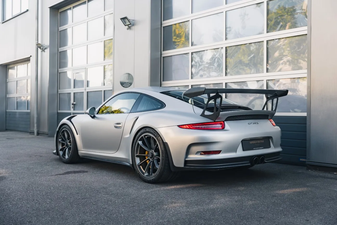 2016 Porsche 911 GT3 RS 991.1 proposée par un spécialiste de la supercar à Munich, Allemagne, photo 3 sur 16