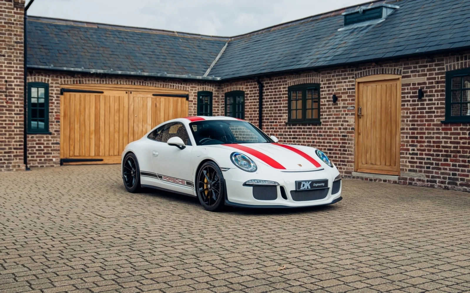 2016 Porsche 911 R angeboten von einem Fachhändler in Chorleywood, Vereinigtes Königreich, Hauptfoto