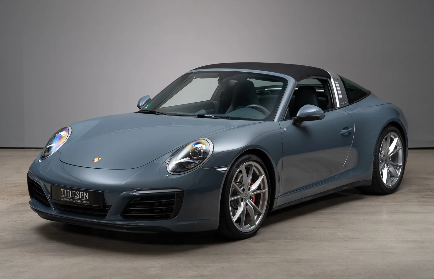 2016 Porsche 911 Targa 4S 991.2 offered by a specialist dealer in Hamburg, Germany, main photo