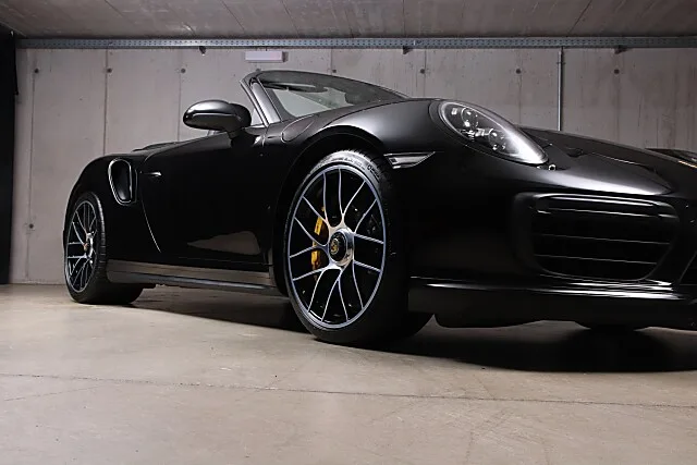 2016 Porsche 911 Turbo S Cabriolet 991.2, 15/30