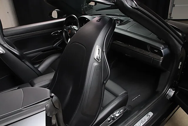 2016 Porsche 911 Turbo S Cabriolet 991.2, 24/30