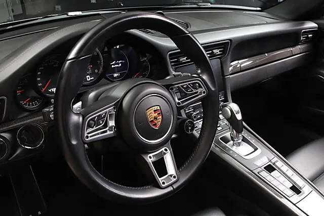 2016 Porsche 911 Turbo S Cabriolet 991.2, 25/30