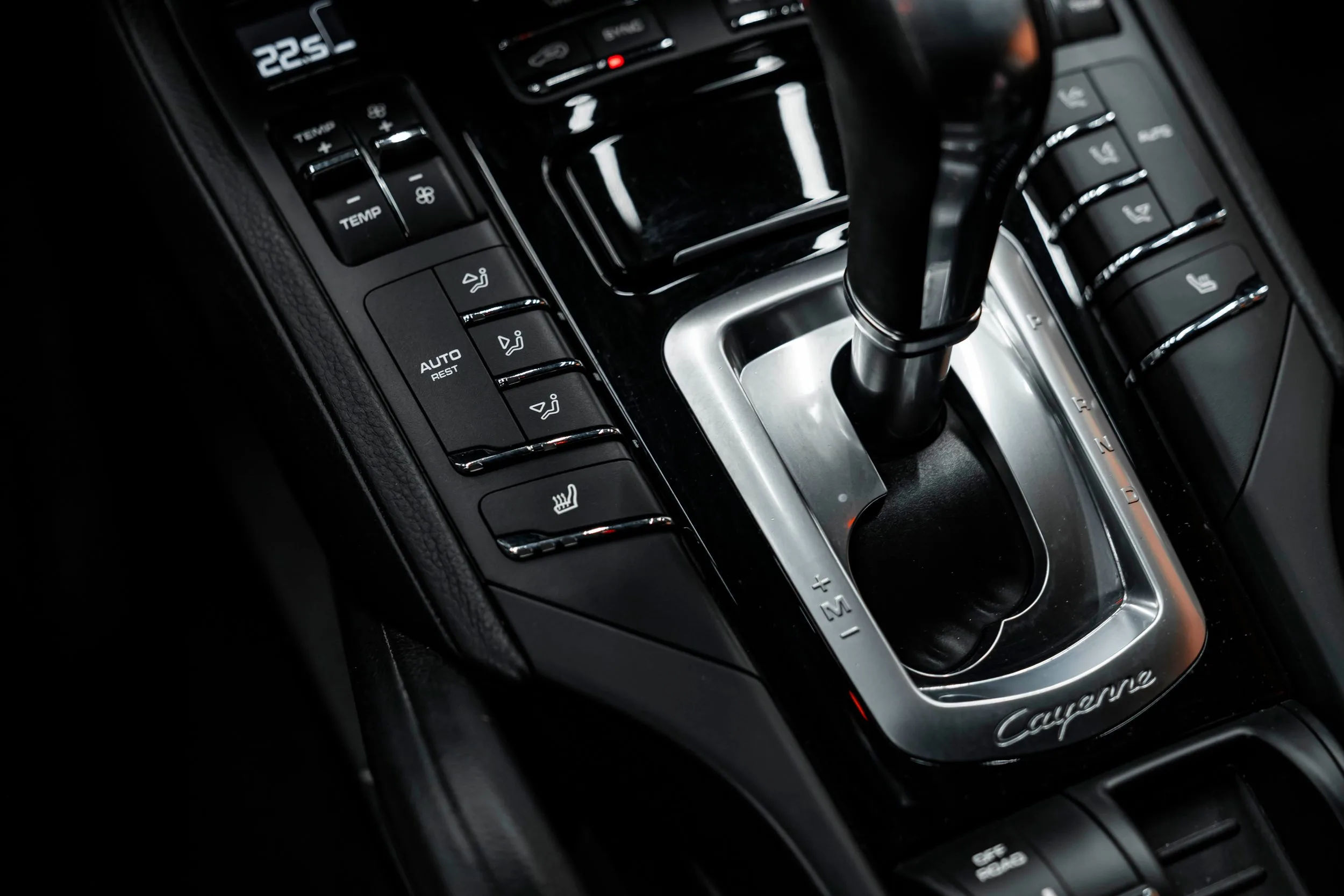 2016 Porsche Cayenne, 10/20
