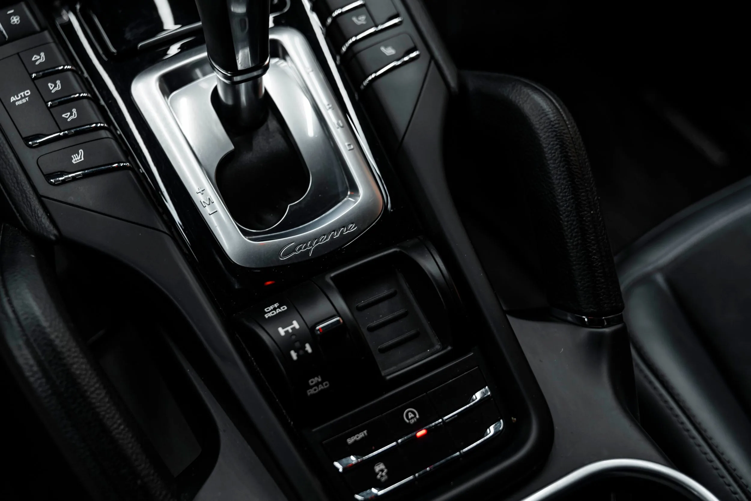 2016 Porsche Cayenne, 11/20