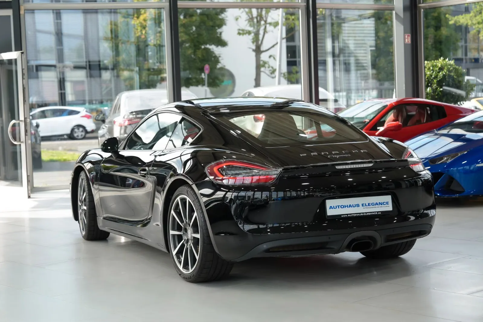 2016 Porsche Cayman Black Edition, 7/26