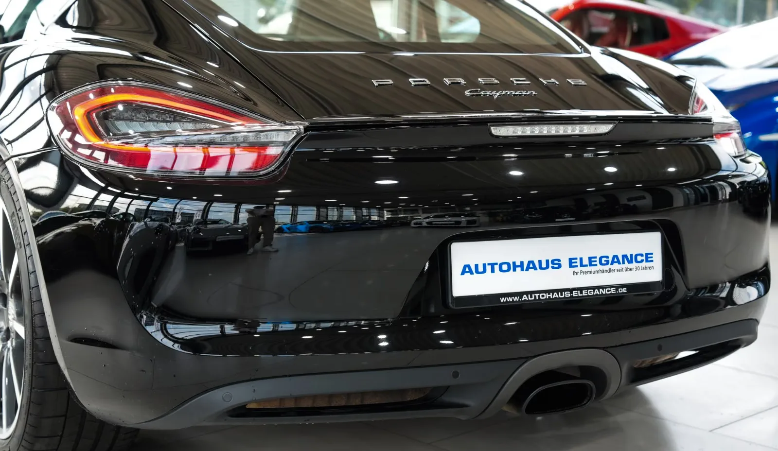 2016 Porsche Cayman Black Edition, 10/26