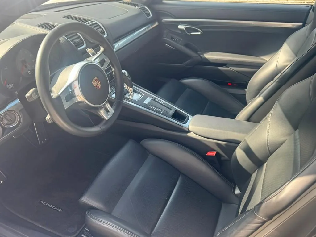 2016 Porsche Cayman S, 13/24