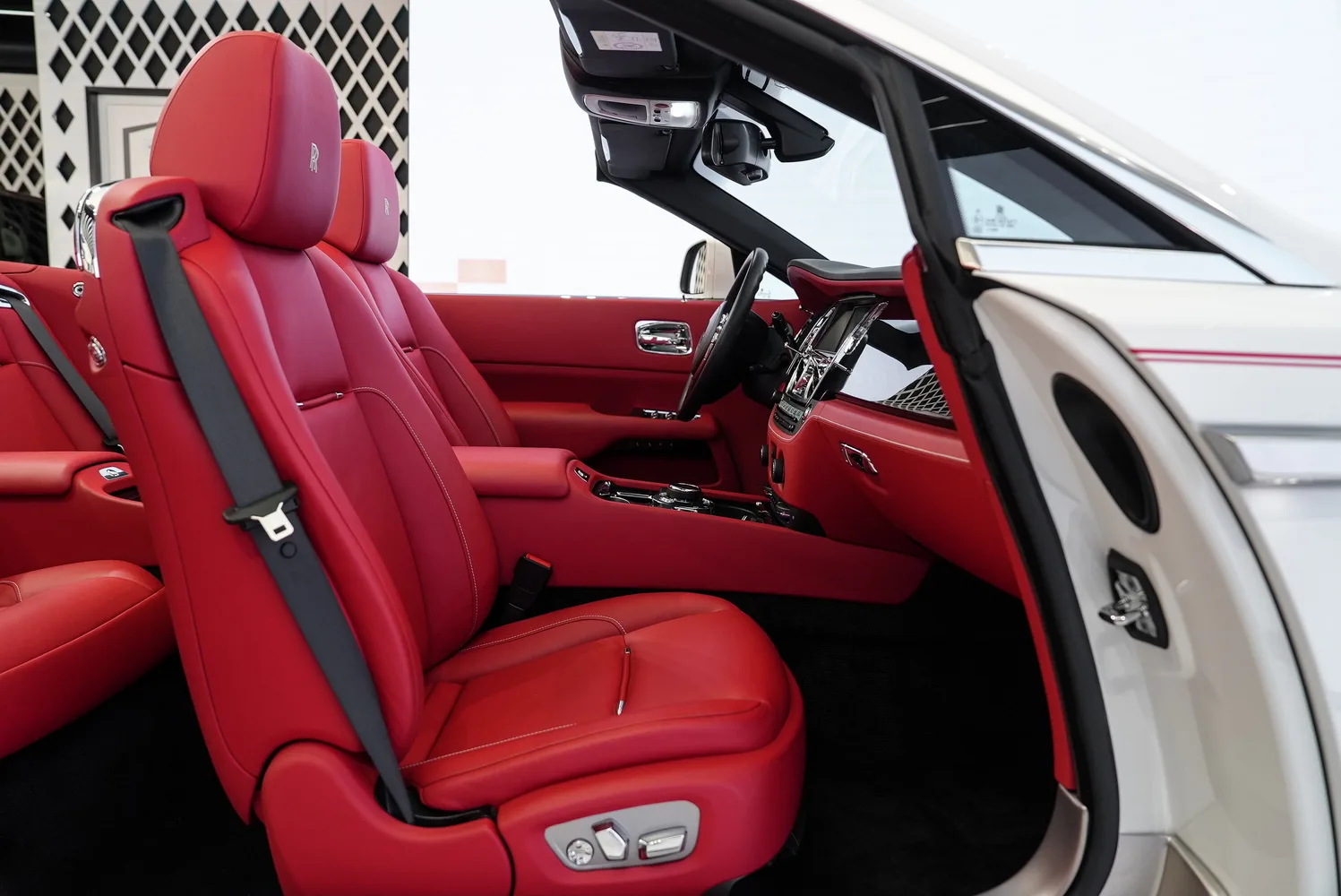 2016 Rolls-Royce Dawn by Mansory, 9/18