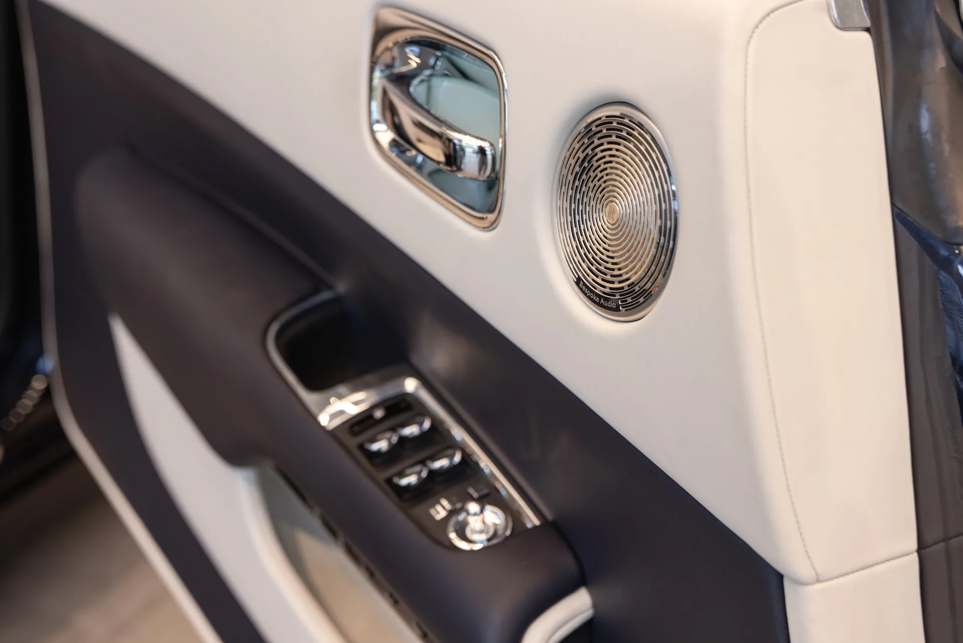 2016 Rolls-Royce Dawn, 11/30