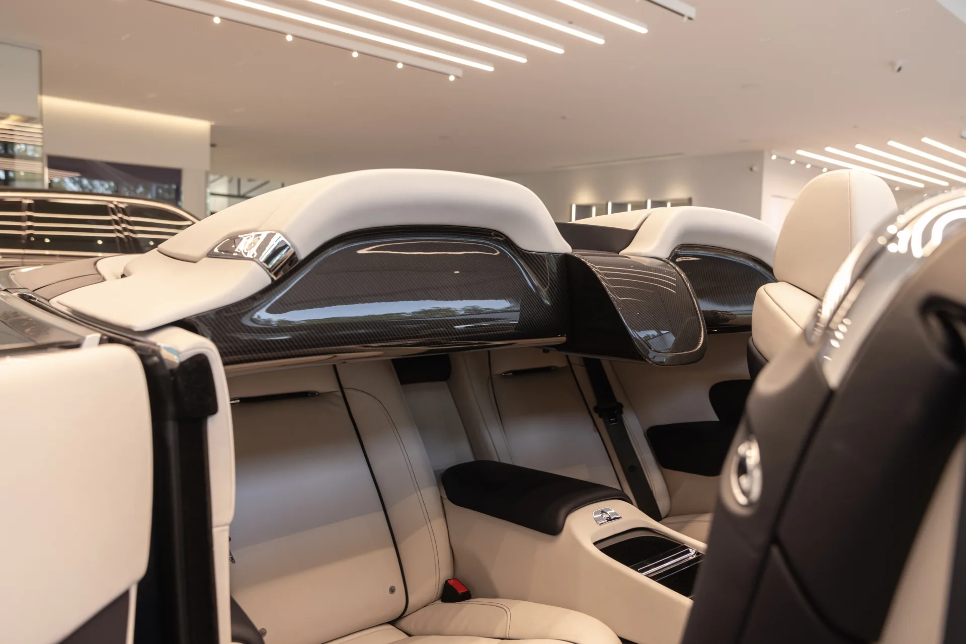 2016 Rolls-Royce Dawn, 16/30