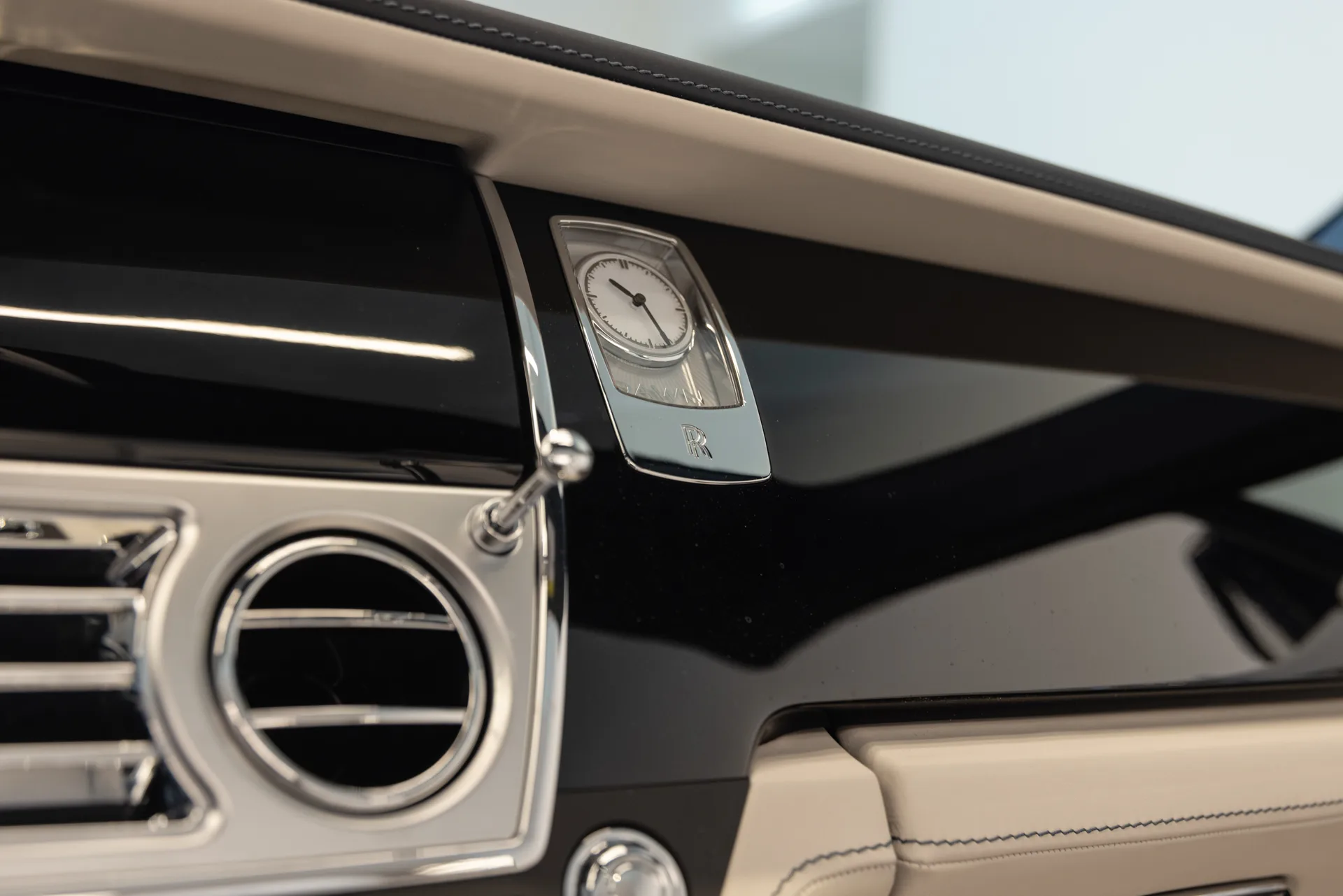 2016 Rolls-Royce Dawn, 22/30