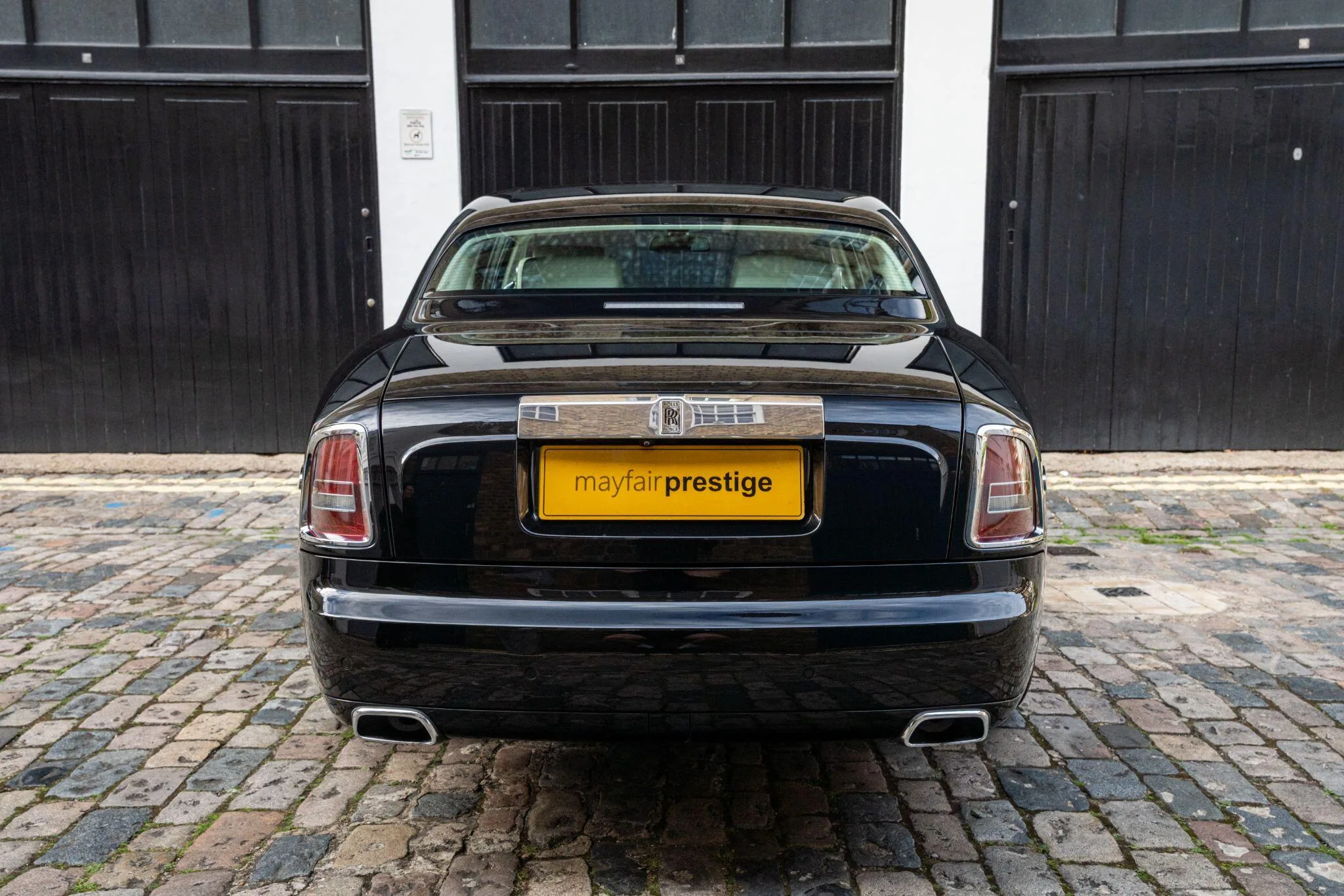 2016 Rolls-Royce Phantom Coupé Series II, 14/30