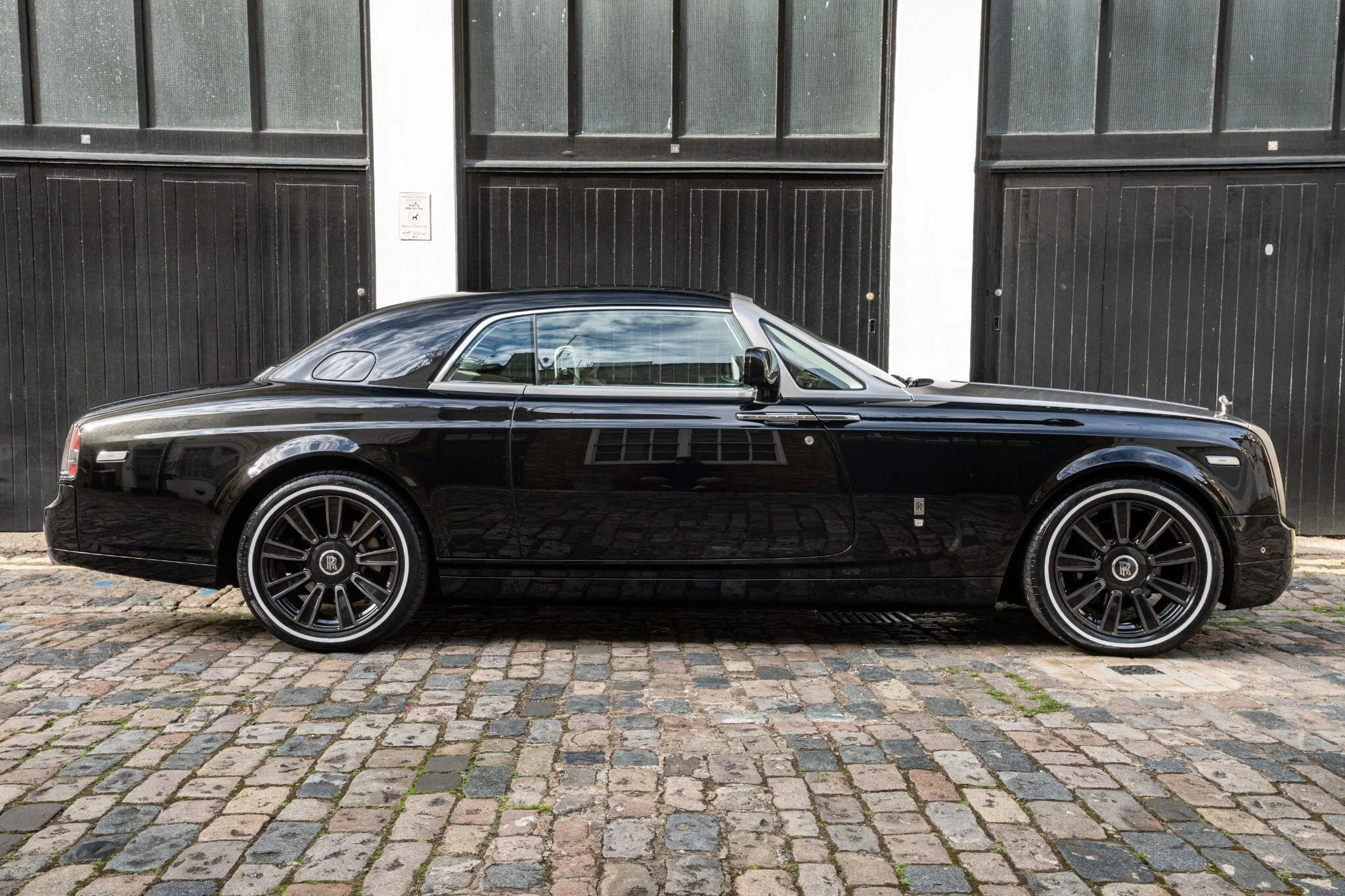 2016 Rolls-Royce Phantom Coupé Series II, 15/30