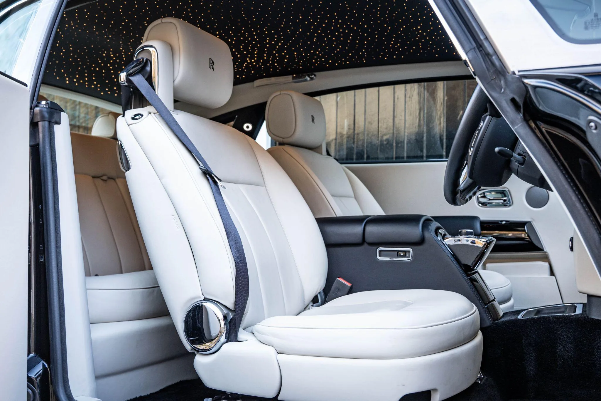2016 Rolls-Royce Phantom Coupé Series II, 22/30