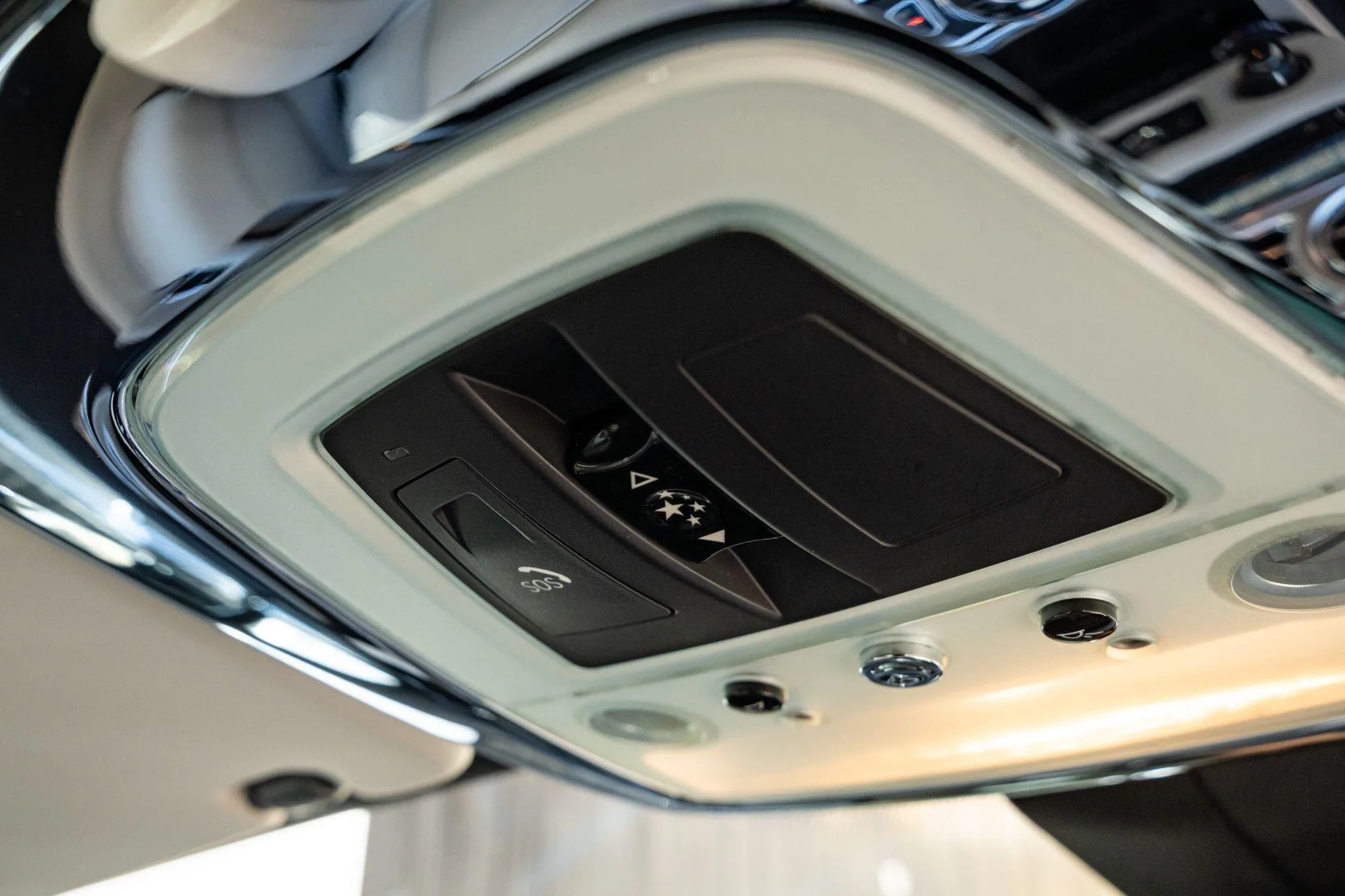 2016 Rolls-Royce Wraith, 28/30
