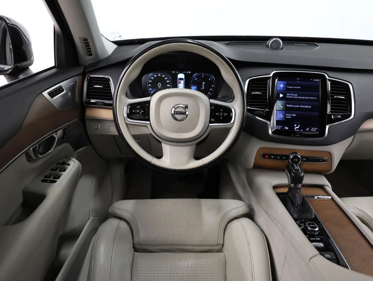 2016 Volvo XC90 D5 AWD Inscription, 17/24