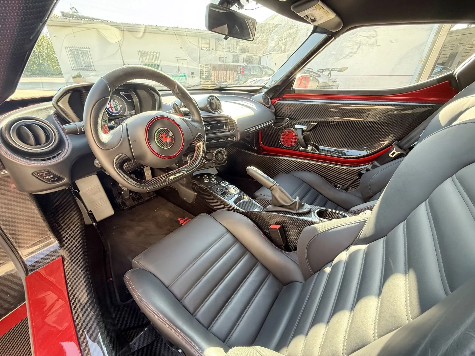2017 Alfa Romeo 4C, 21/22