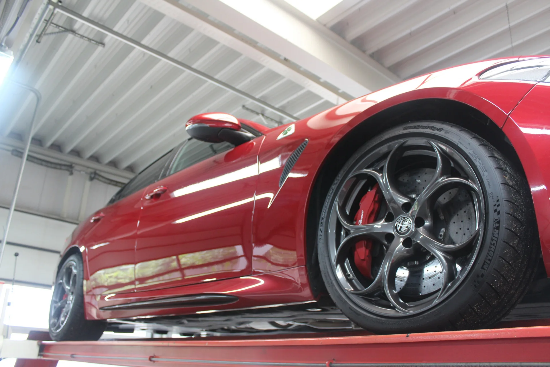 2017 Alfa Romeo Giulia Quadrifoglio, 8/30