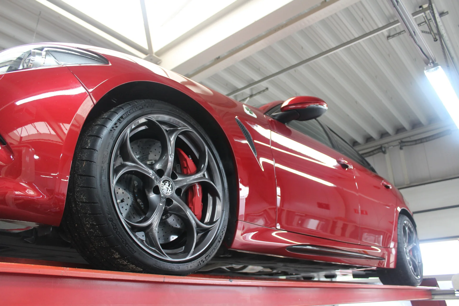 2017 Alfa Romeo Giulia Quadrifoglio, 9/30