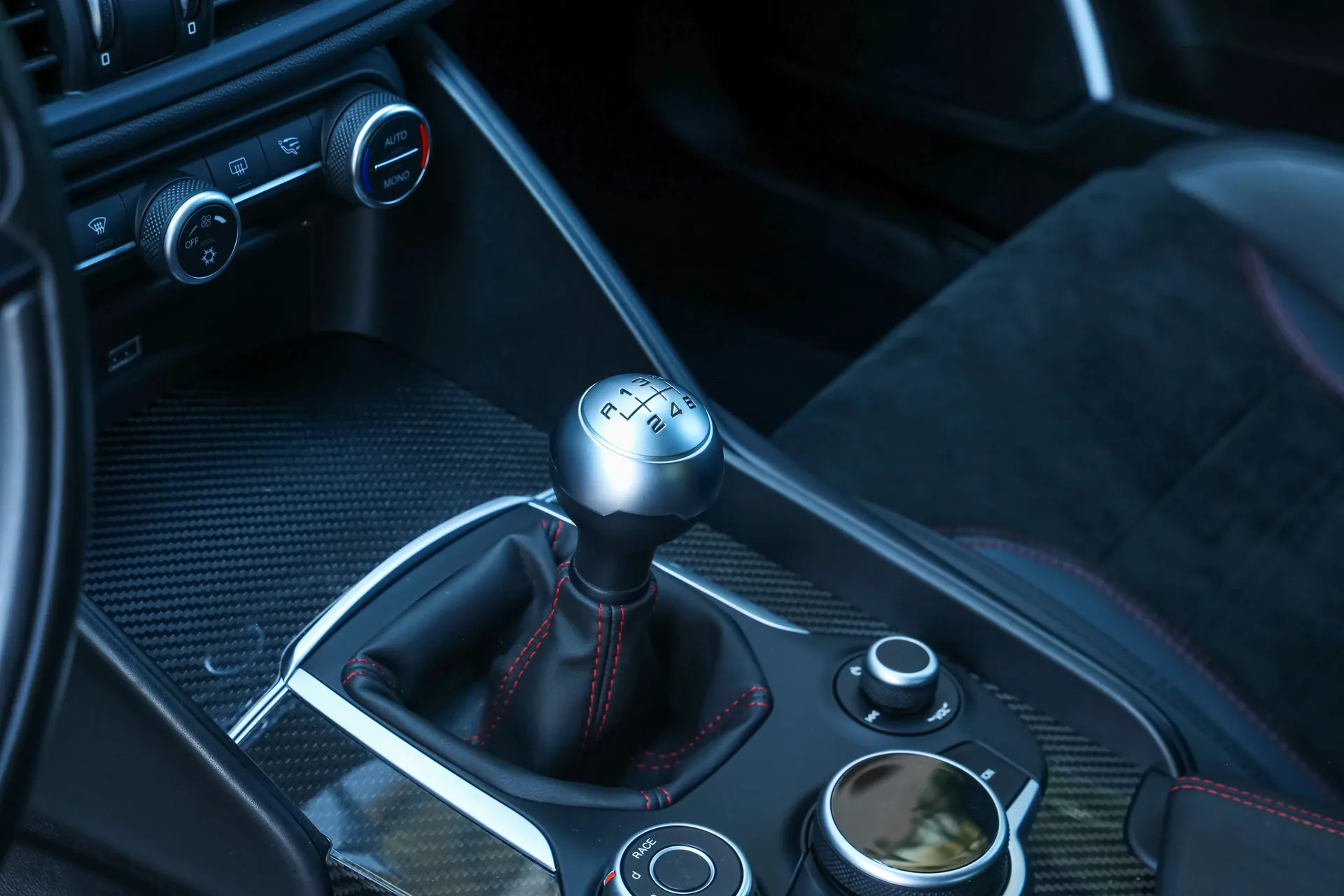 2017 Alfa Romeo Giulia Quadrifoglio, 15/30