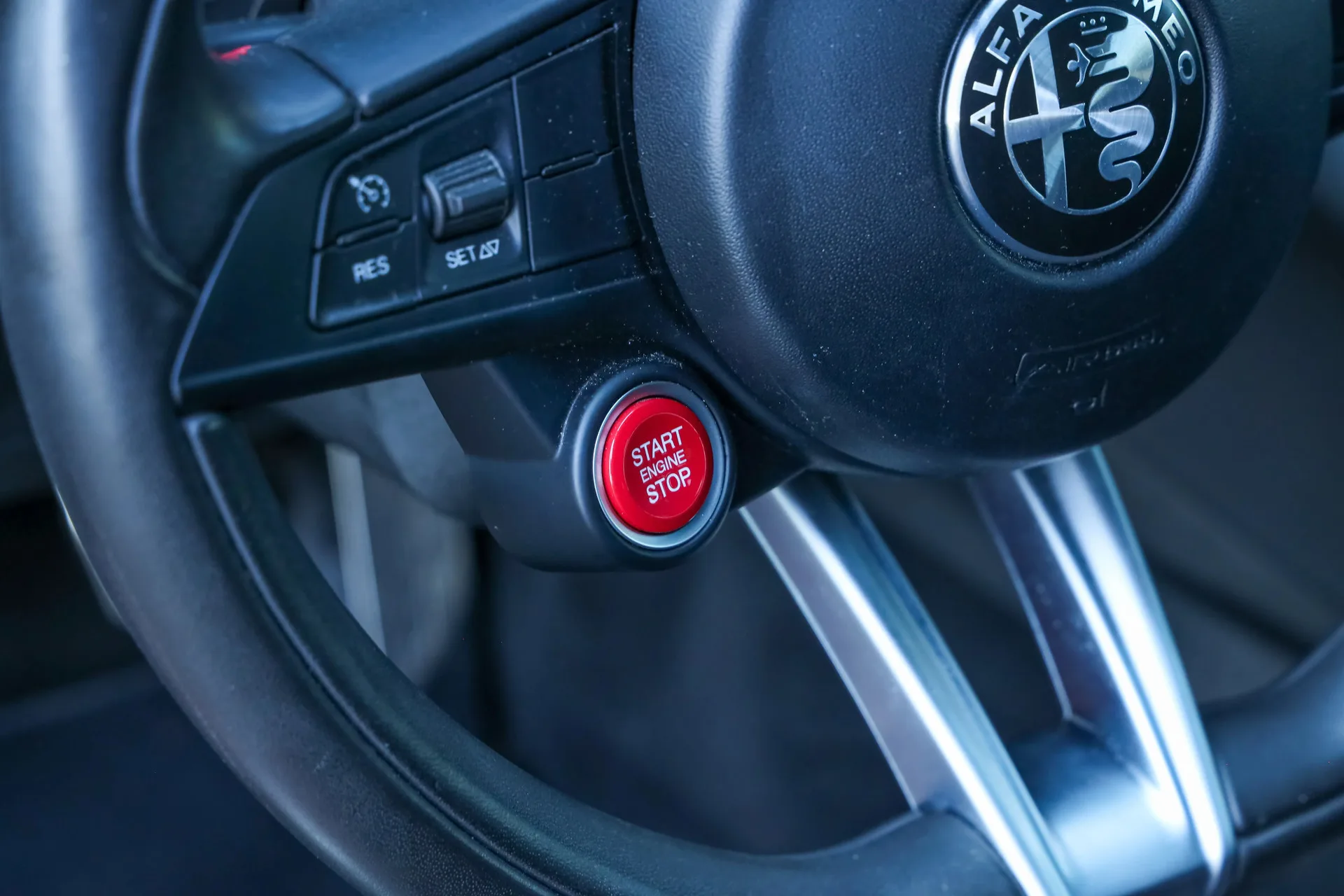 2017 Alfa Romeo Giulia Quadrifoglio, 19/30