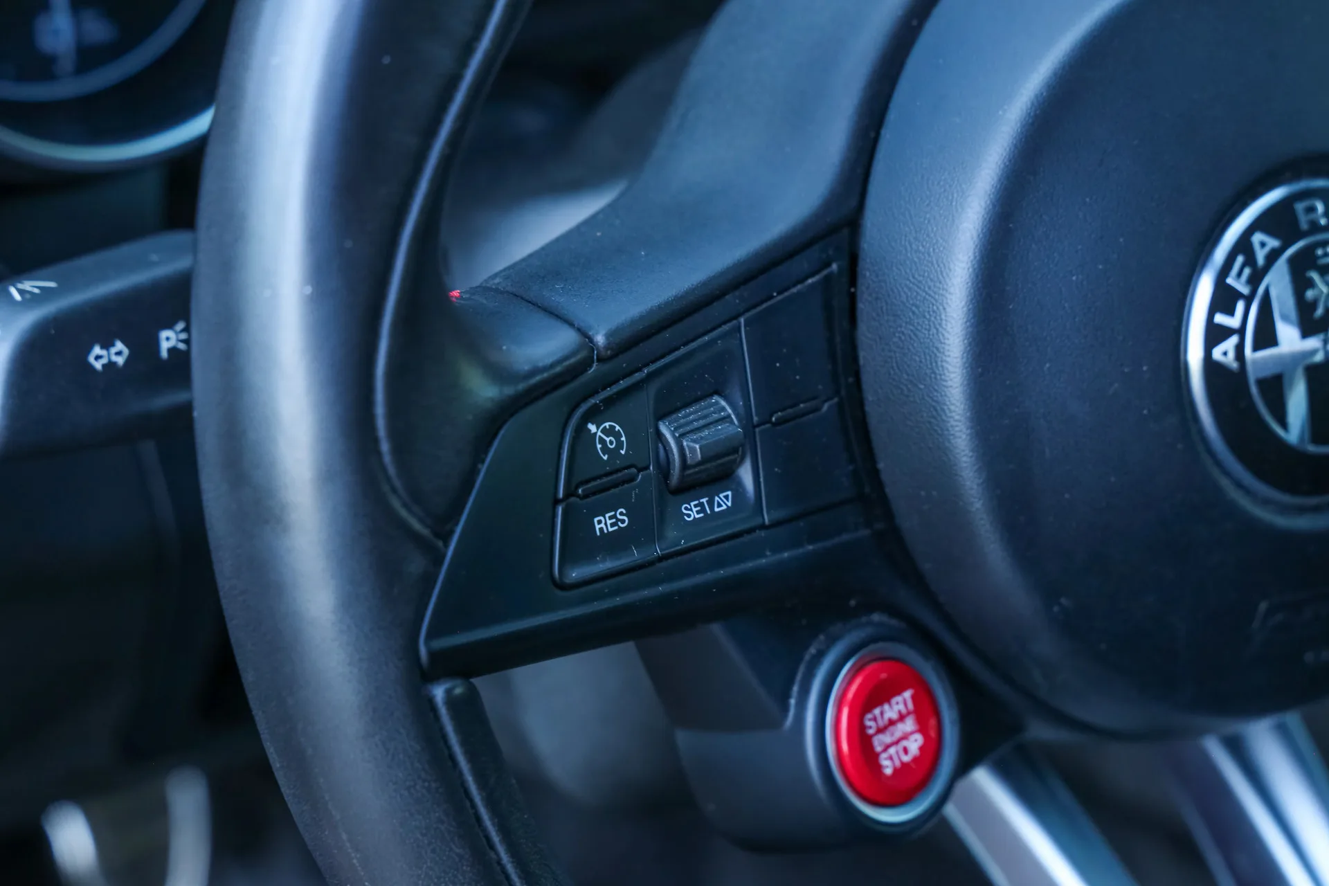2017 Alfa Romeo Giulia Quadrifoglio, 26/30