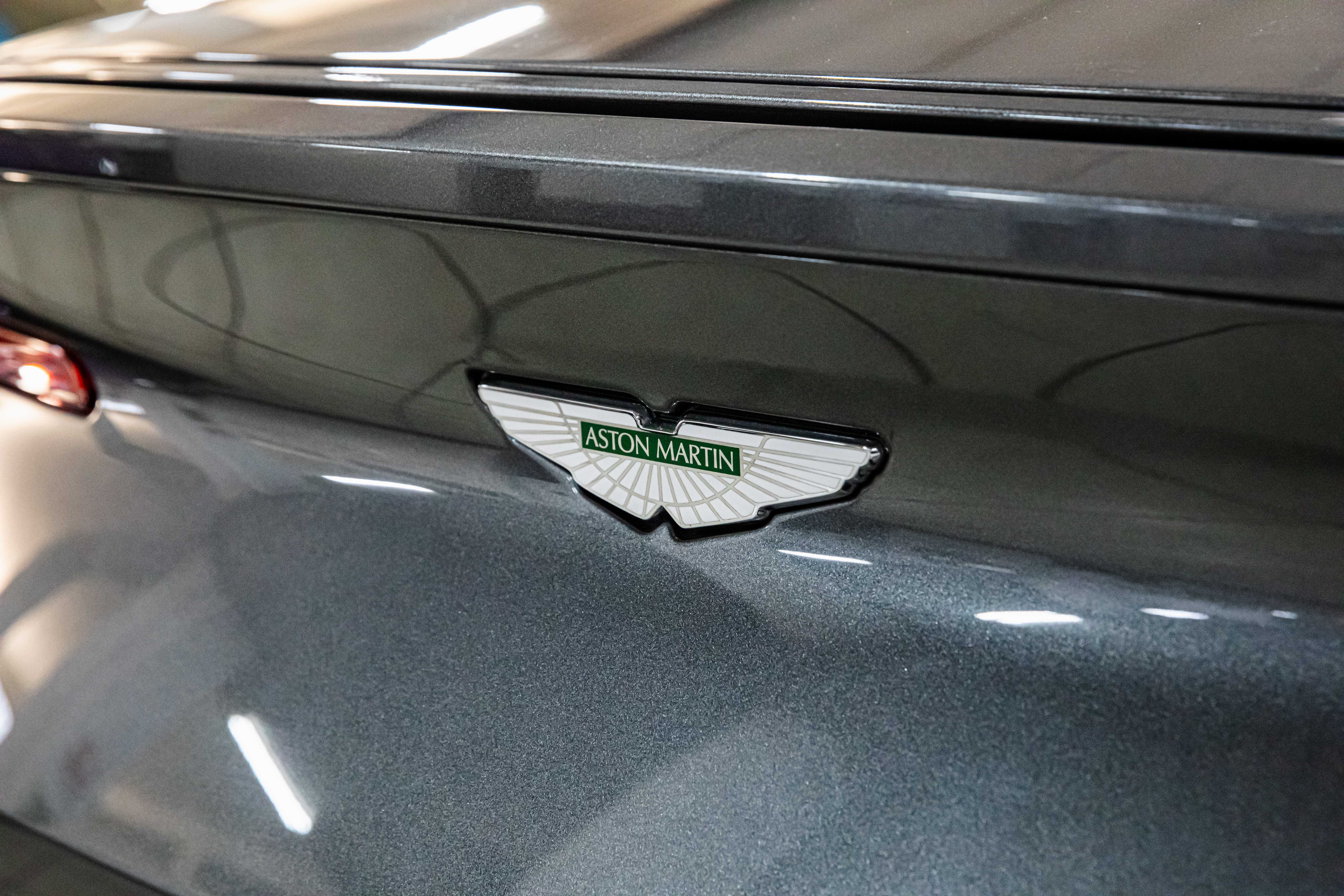 2017 Aston Martin DB11 V12, AMR pack offered by a specialist dealer in Milan, Italy, photo 17 of 20