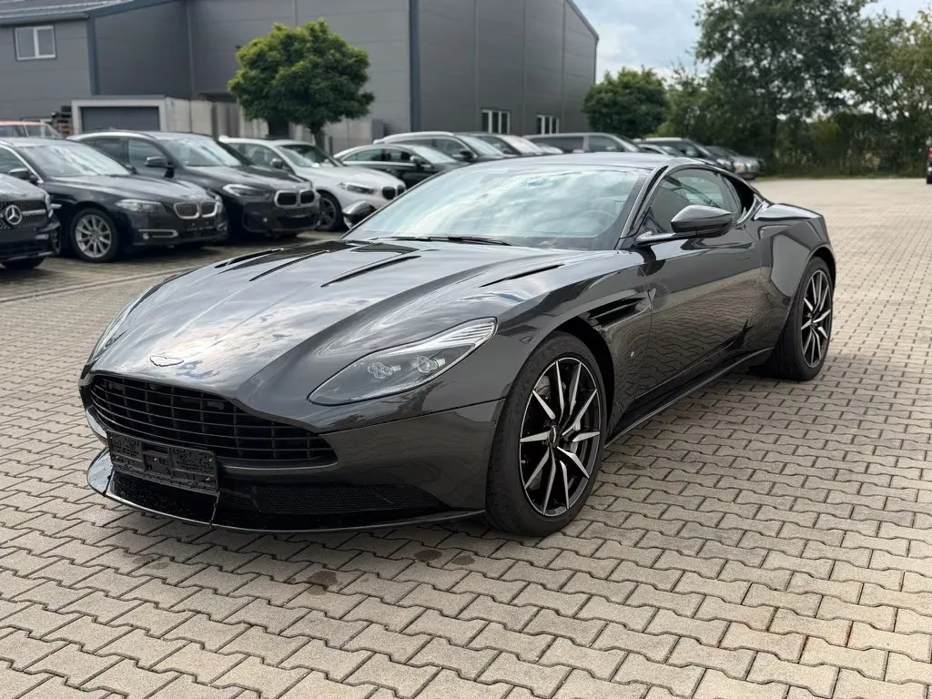 2017 Aston Martin DB11 V12 Launch Edition, 5/30