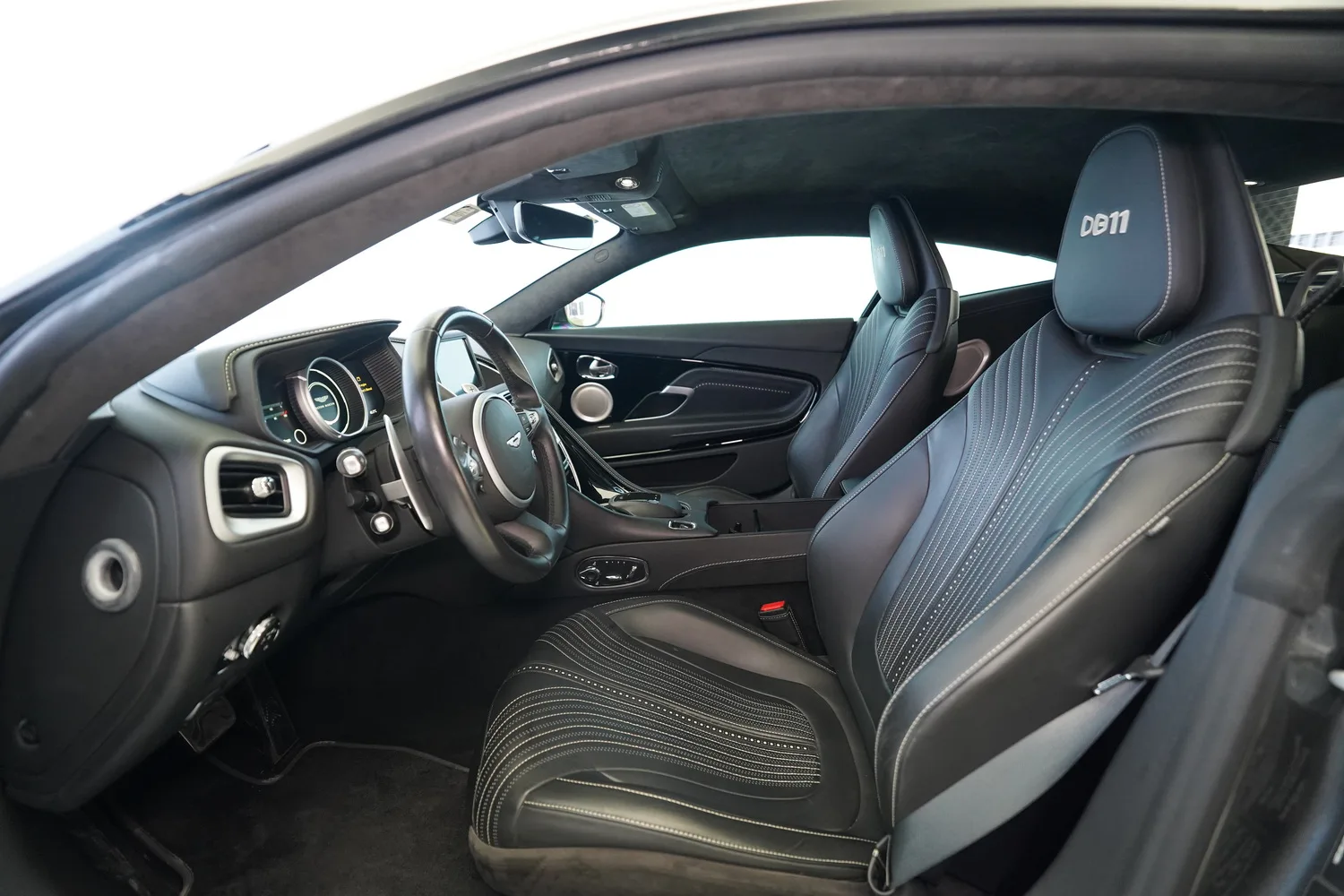 2017 Aston Martin DB11 V12, 11/18