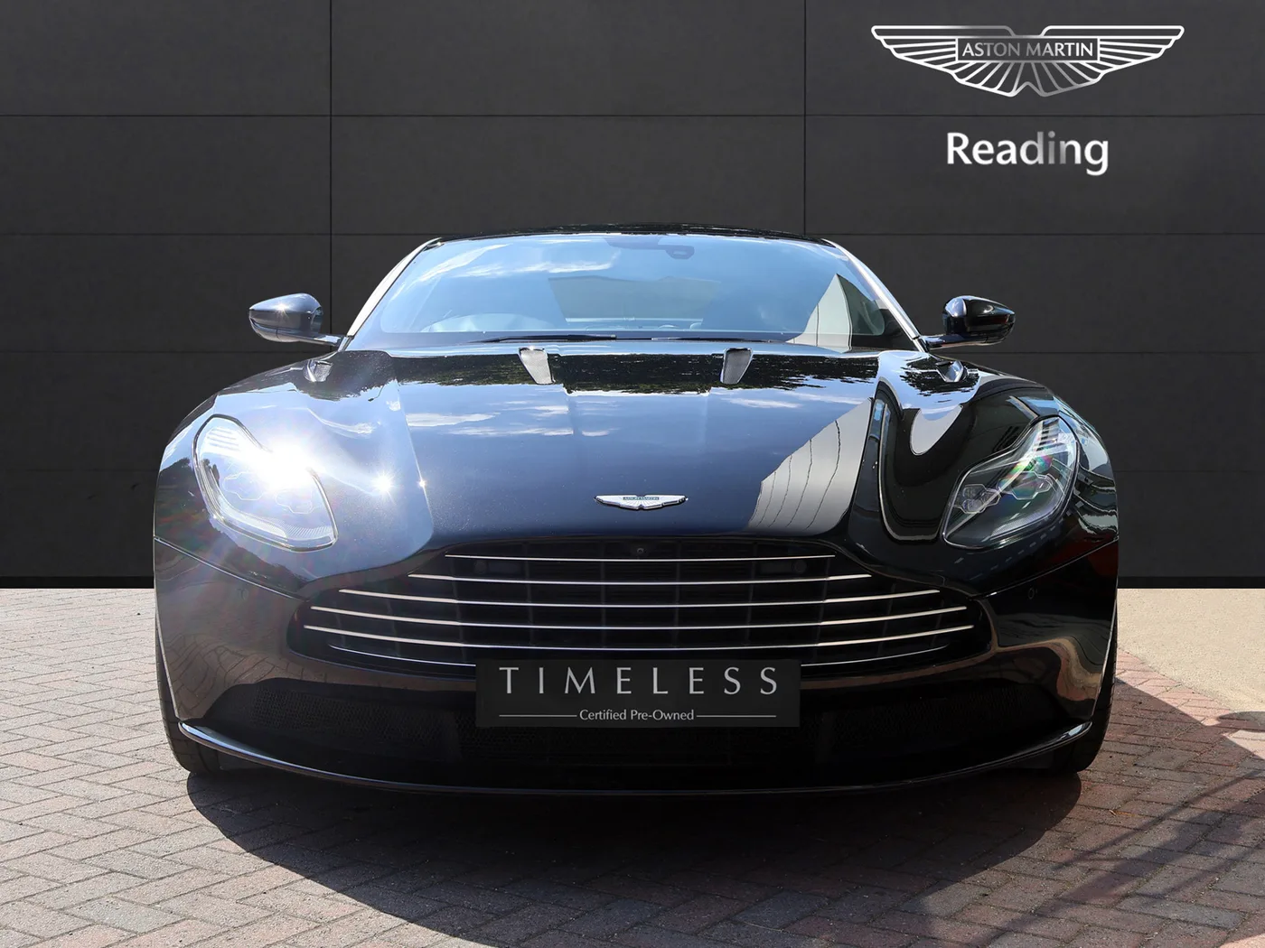 2017 Aston Martin DB11 V12 offered by a franchised dealer group in Pangbourne, United Kingdom, photo 9 of 25