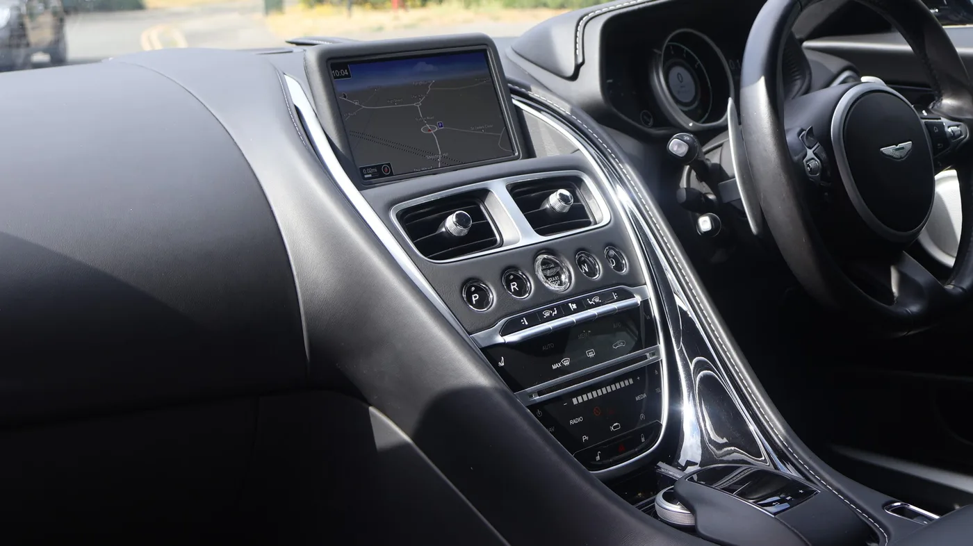 2017 Aston Martin DB11 V12 offered by a franchised dealer group in Pangbourne, United Kingdom, photo 10 of 25