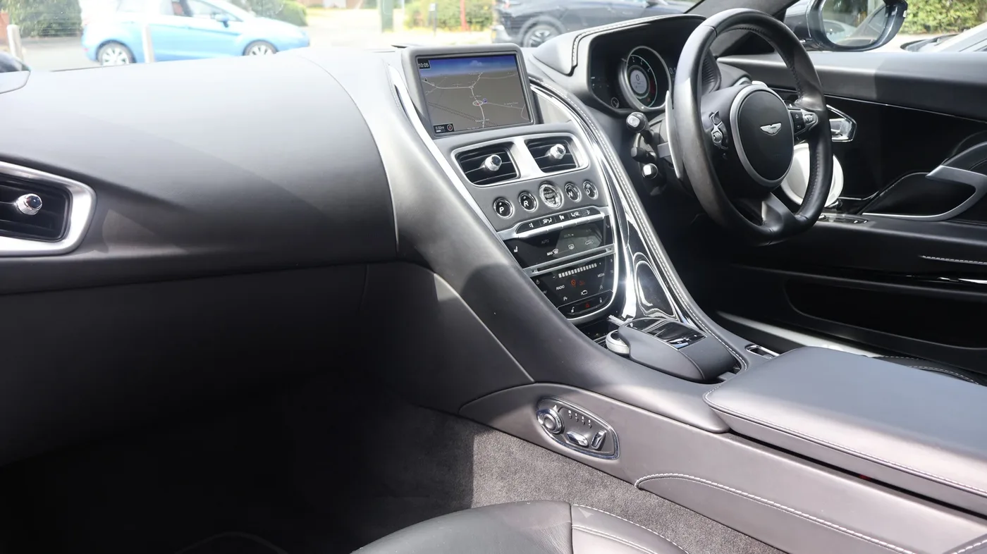 2017 Aston Martin DB11 V12 offered by a franchised dealer group in Pangbourne, United Kingdom, photo 12 of 25