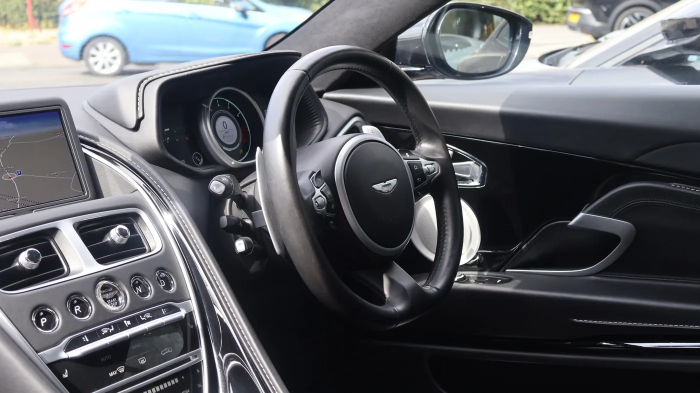2017 Aston Martin DB11 V12 offered by a franchised dealer group in Pangbourne, United Kingdom, photo 13 of 25