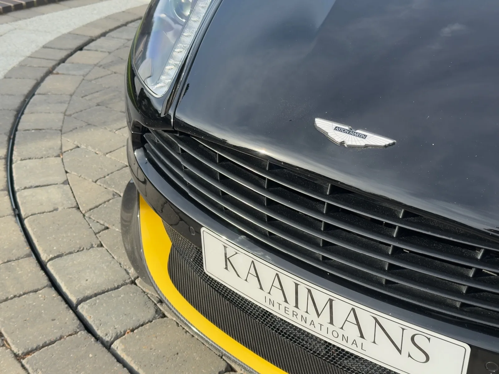2017 Aston Martin Vanquish S, 5/30