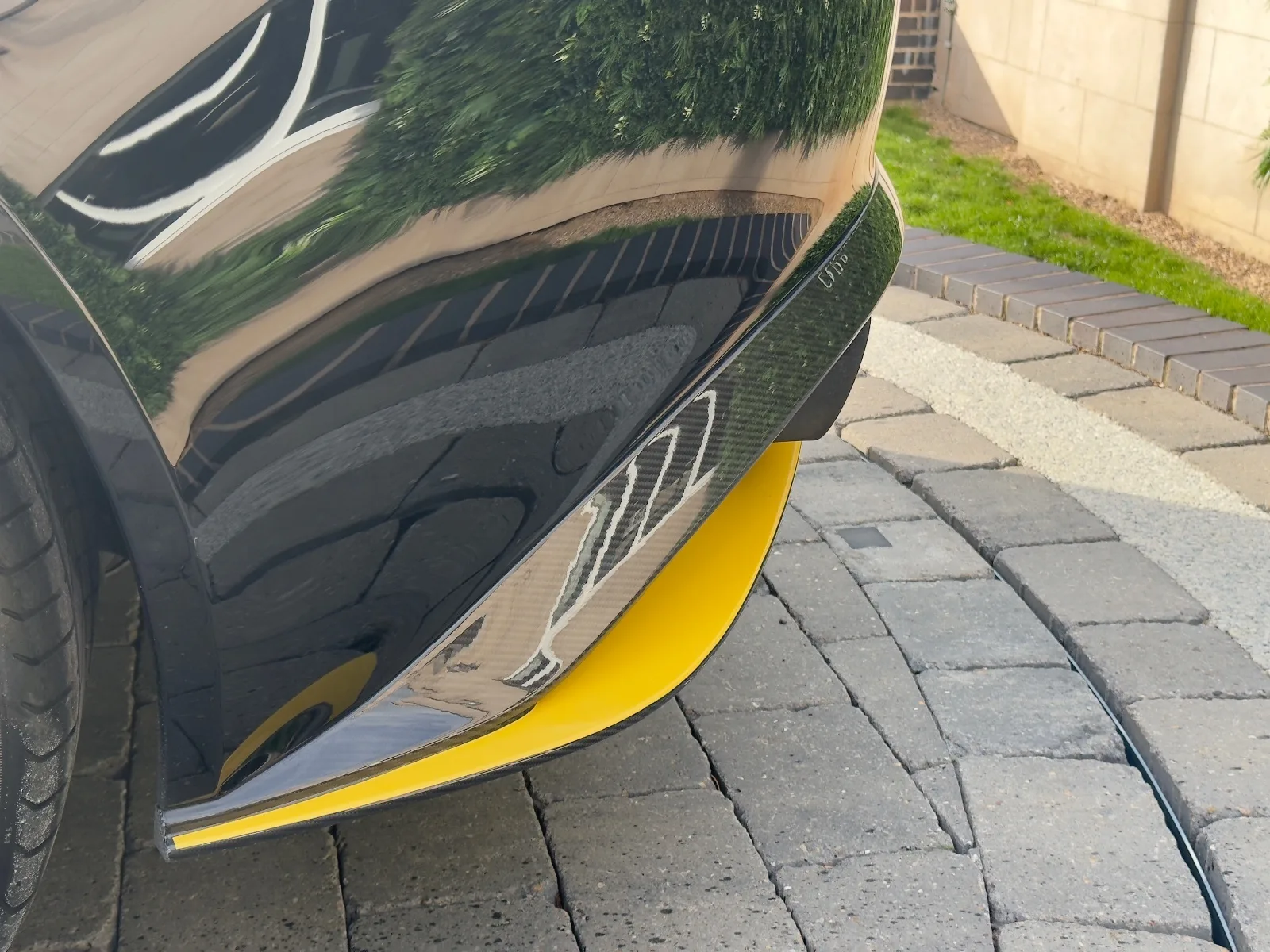 2017 Aston Martin Vanquish S, 18/30
