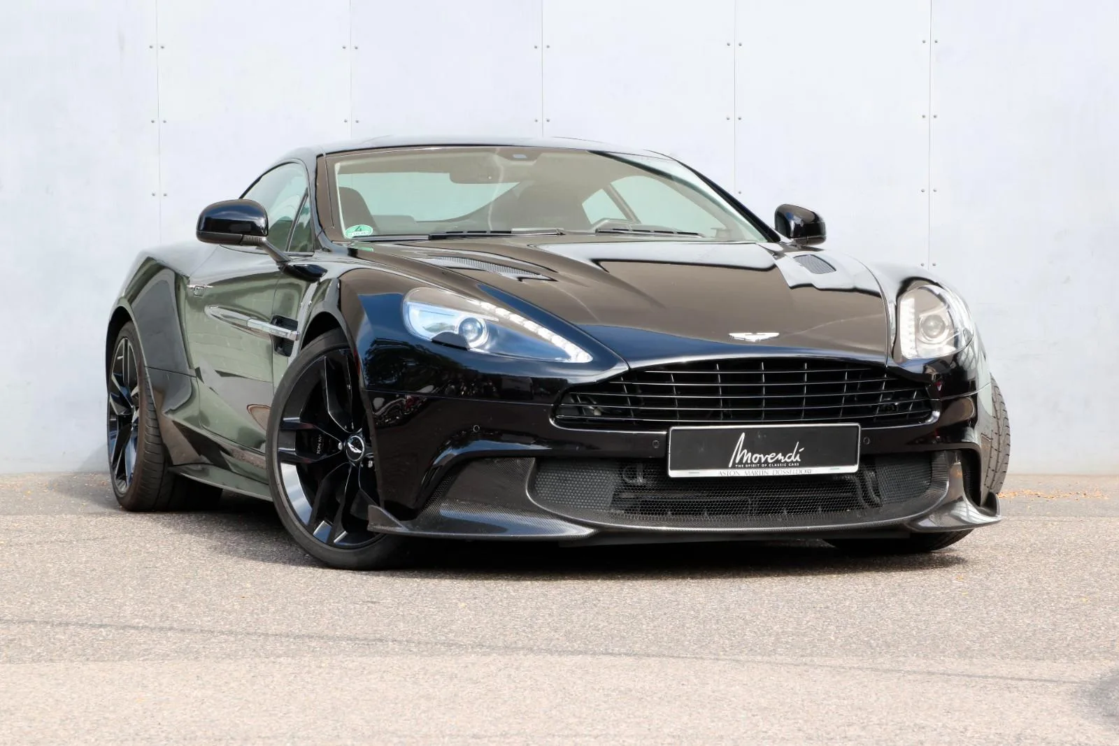2017 Aston Martin Vanquish S, 2/24