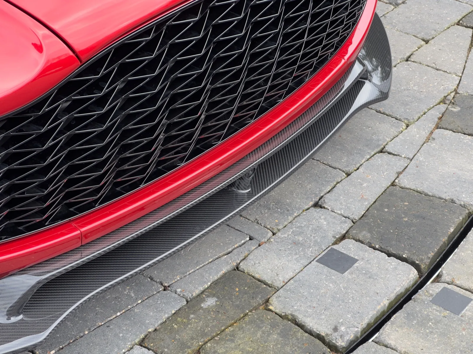 2017 Aston Martin Vanquish Zagato, 9/30