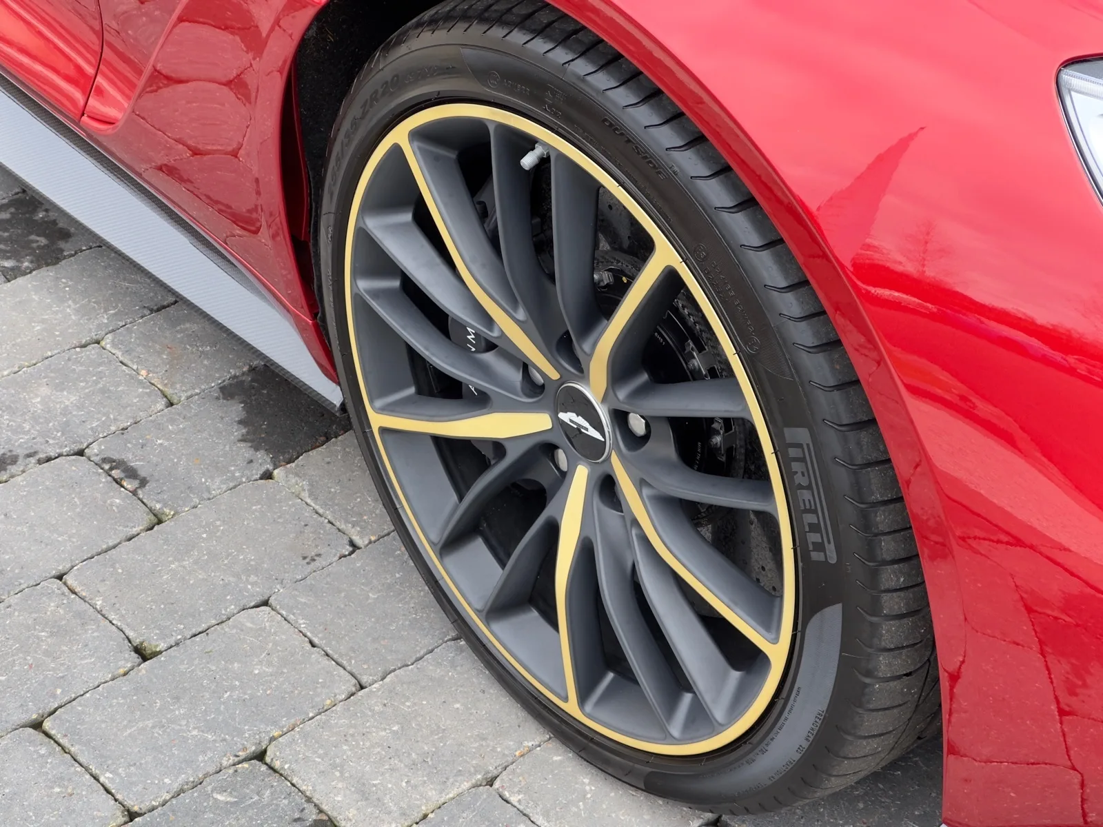2017 Aston Martin Vanquish Zagato, 13/30