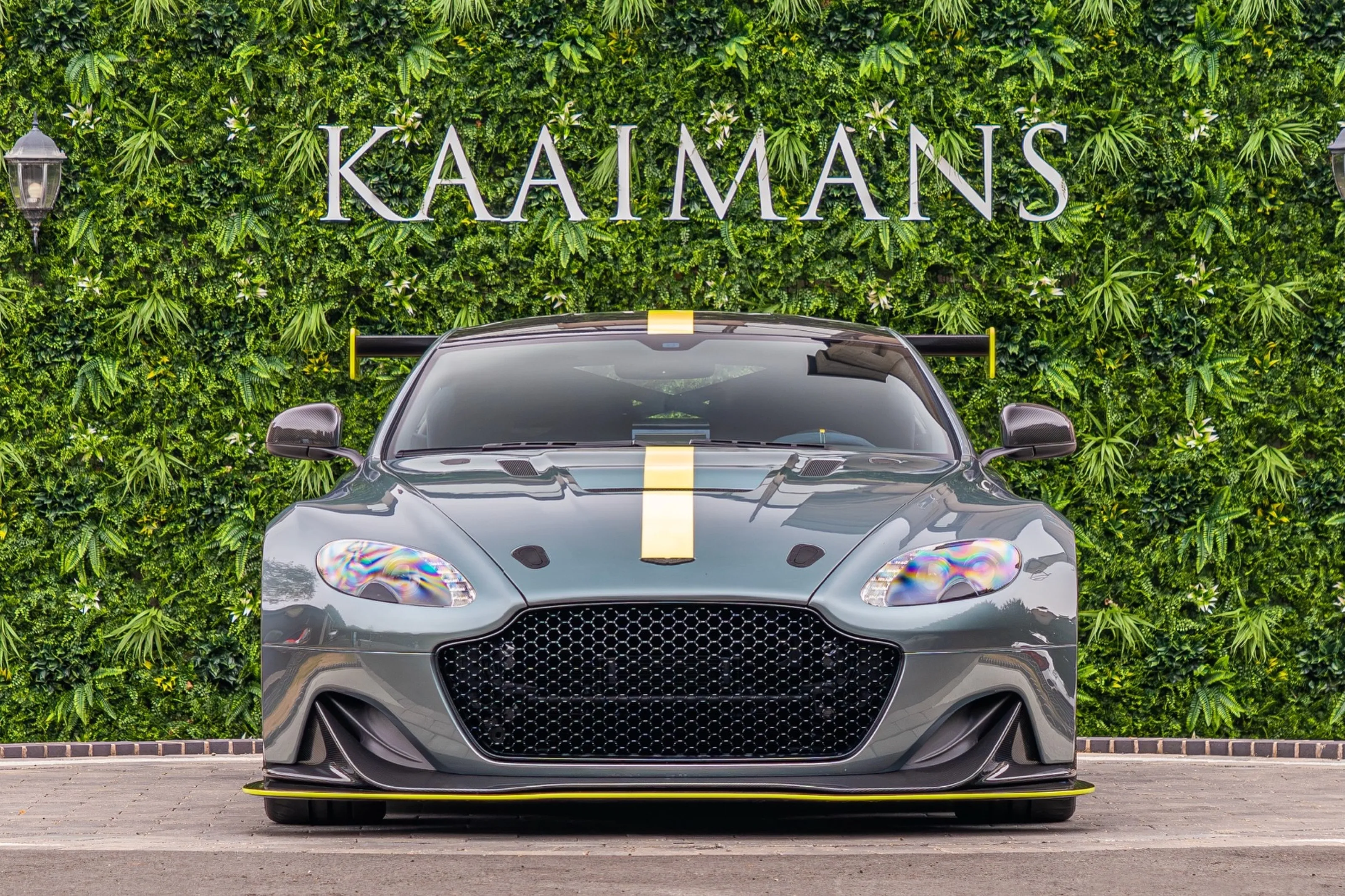 2017 Aston Martin Vantage AMR Pro, 2/30