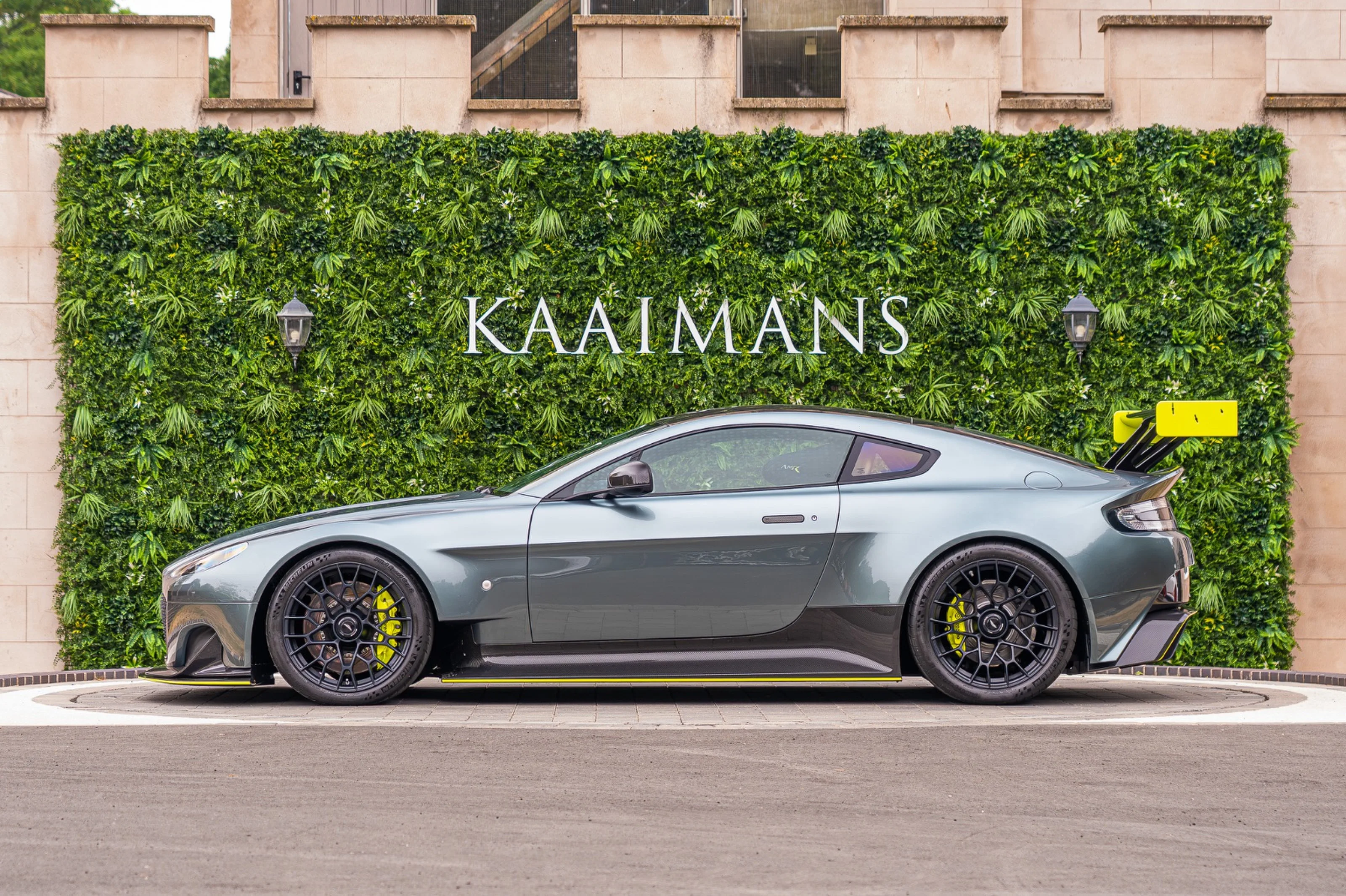 2017 Aston Martin Vantage AMR Pro, 4/30