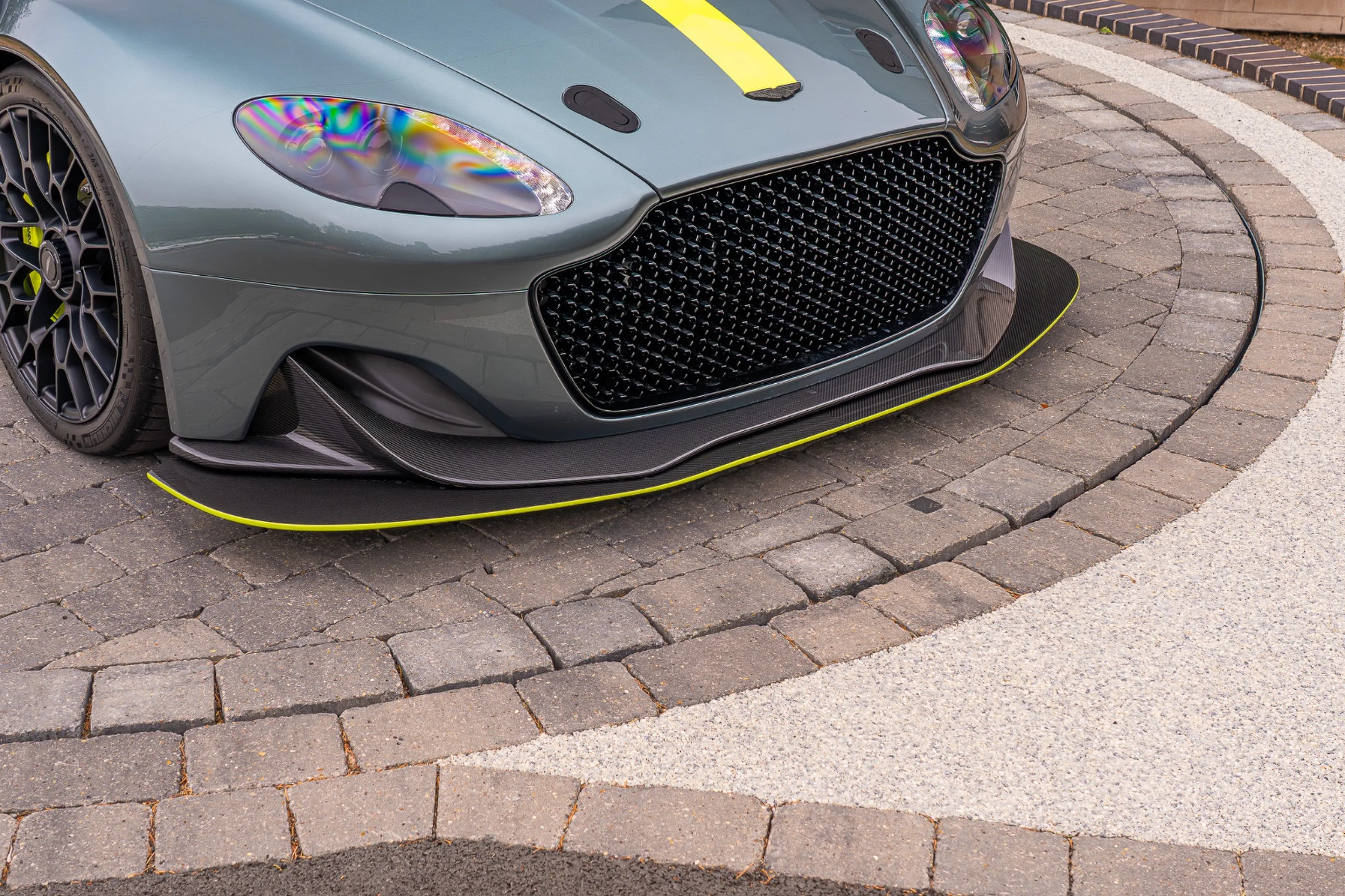 2017 Aston Martin Vantage AMR Pro, 14/30
