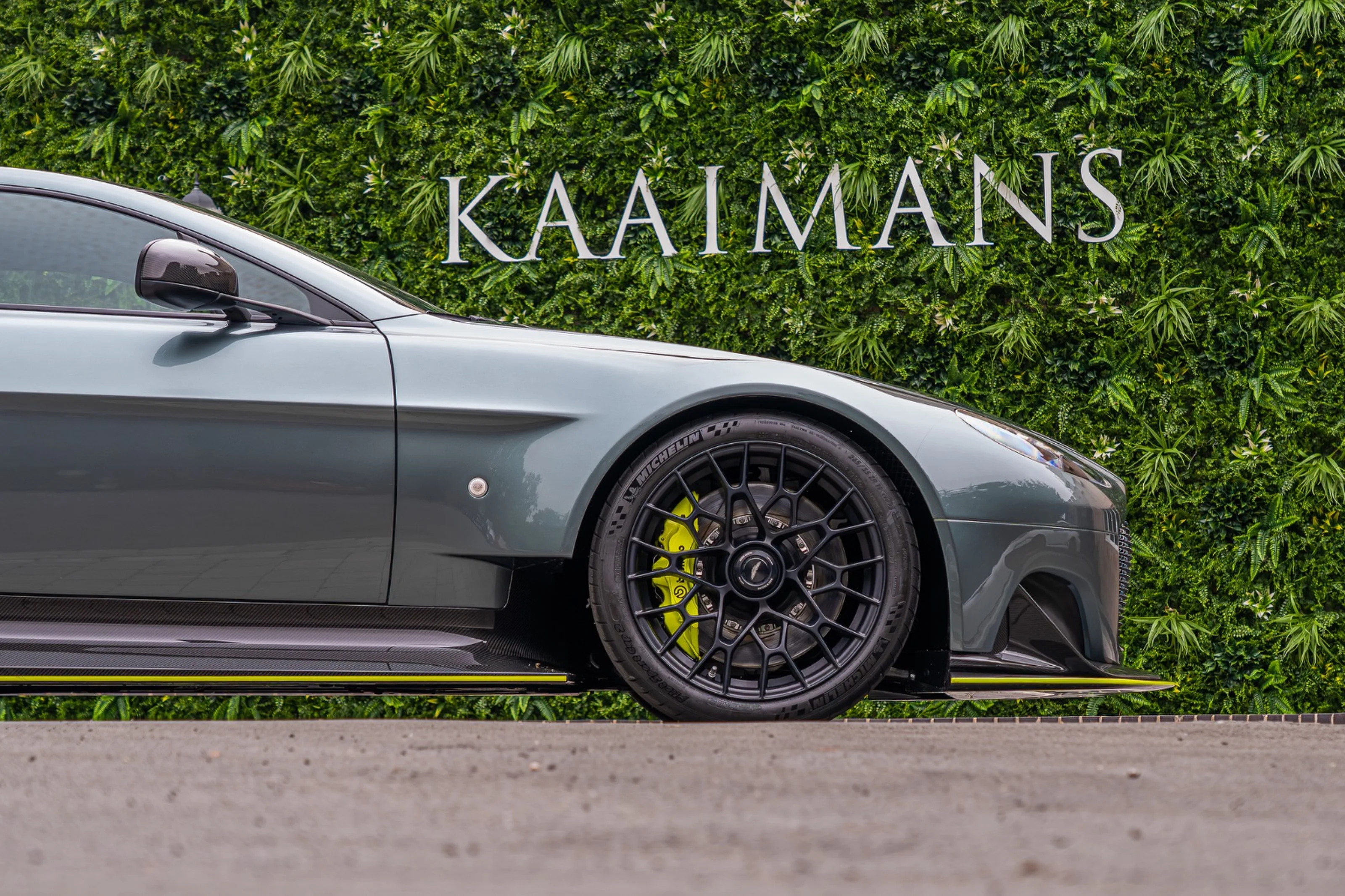 2017 Aston Martin Vantage AMR Pro, 15/30