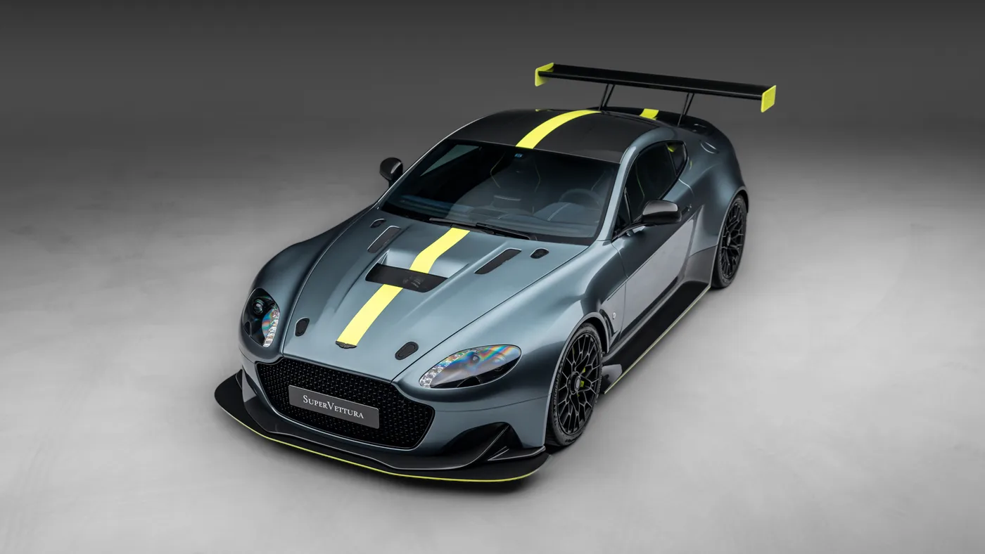 2017 Aston Martin Vantage AMR Pro angeboten von einem Fachhändler in Sunningdale, Vereinigtes Königreich, Foto 4 von 10